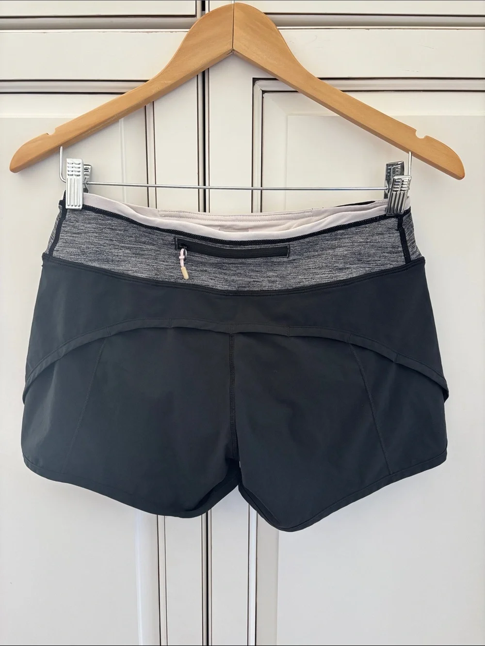 Lululemon Speed Up Lined Running Shorts Black Pink Performance Beach Women’s 4‎